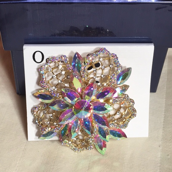 AURORA BOREALIS RHINESTONE GOLD TONE PIN BROOCH - Picture 7 of 10